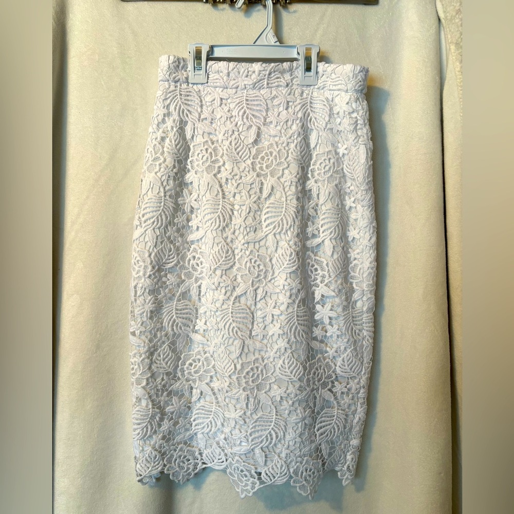 Banana Republic White Lace Skirt Size 0